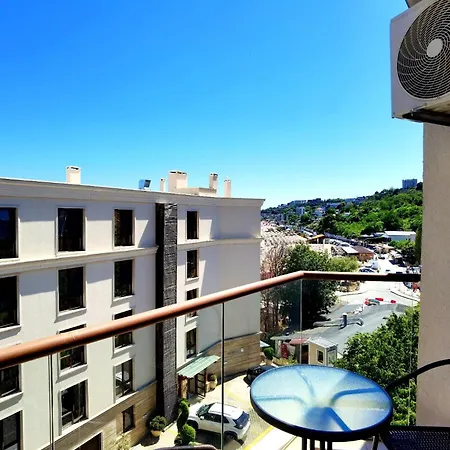 Cabacum Pleasure Beachfront - 50m To And Pool Hotel de apartamente Varna