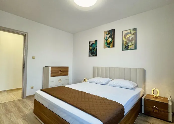 アパートホテル Cabacum Pleasure Beachfront 3*